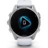 Смарт-часы GARMIN FENIX 8 – 43 мм, AMOLED, серебристые с силиконовым ремешком цвета белый камень 010-02903-00